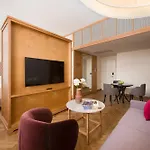 Grand Union Eurostars 4*