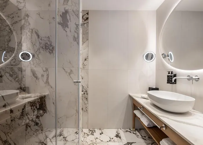 Отель Grand Union Eurostars 4*