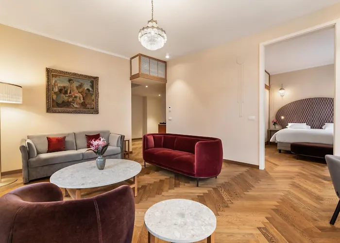 Grand Union Eurostars Отель