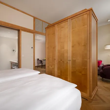 Grand Union Eurostars Hotell