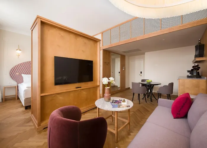 Grand Union Eurostars 4*