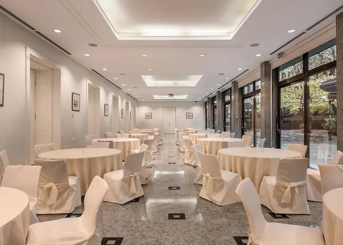 ホテル Grand Union Eurostars 4*